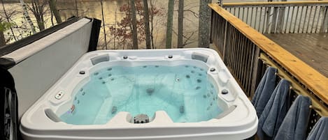 Bain à remous extérieur