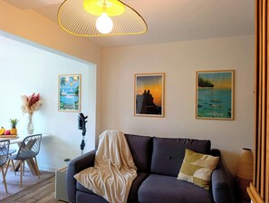 Living area - Studio 56, Cosy design apartment in Étang-Salé (L'Étang-Salé)