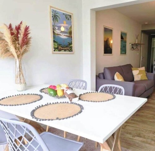 Studio 56, Cosy design apartment in Étang-Salé