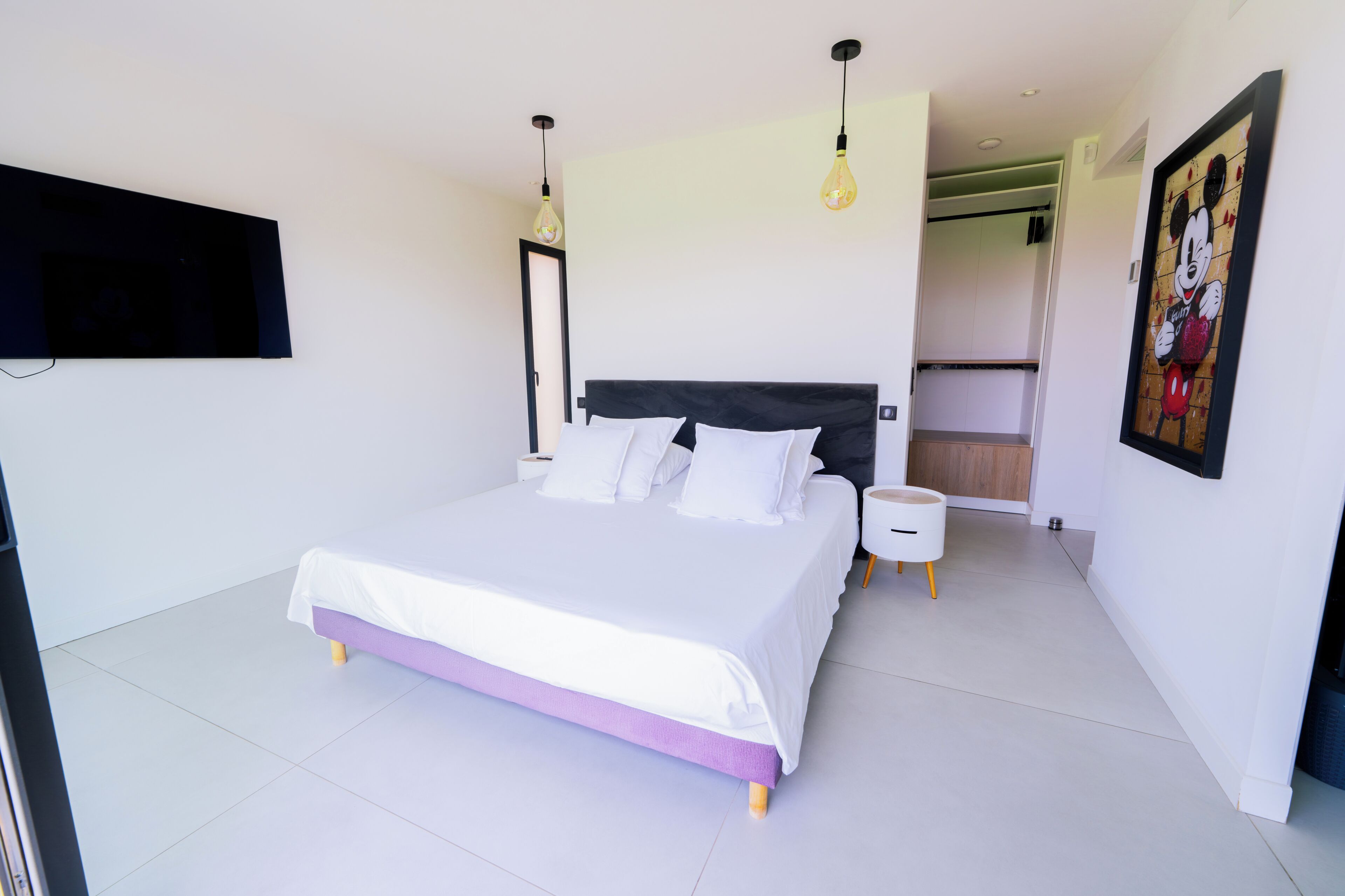 4 bedrooms, iron/ironing board, travel cot, free WiFi