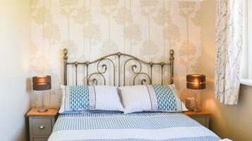 3 bedrooms, free WiFi, bed sheets