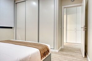 1 bedroom, iron/ironing board, free WiFi, bed sheets
