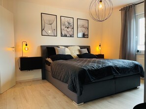 1 bedroom, iron/ironing board, travel cot, free WiFi