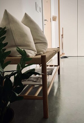 Interior - Large, modern East London Apartment with two big balconies (London)