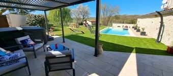 Rudelle house jacuzzi and private pool