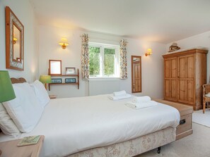 3 chambres, accès au Wi-Fi (inclus), literie fournie