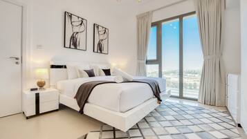 2 bedrooms, in-room safe, iron/ironing board, free WiFi