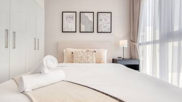 3 bedrooms, iron/ironing board, free WiFi, bed sheets