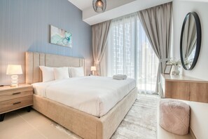 1 chambre, coffres-forts dans les chambres, fer et planche à repasser