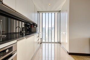 Frigorifero, microonde, forno, lavastoviglie