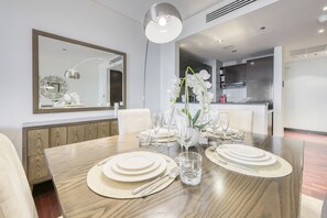 تناول الطعام