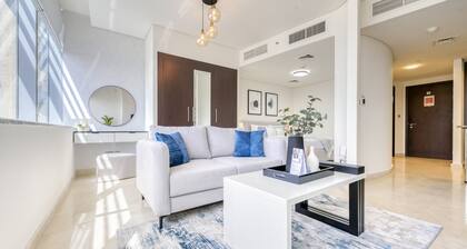 Welcoming Studio at Sky Gardens DIFC by Deluxe Holiday Homes