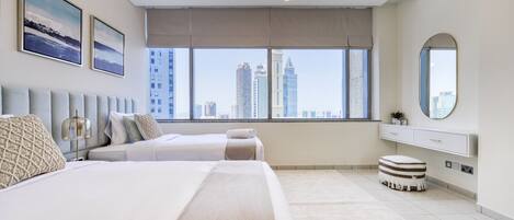 2 bedrooms, in-room safe, iron/ironing board, free WiFi