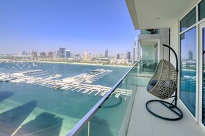 Terrace/patio - Exotic 2BR at Sunrise Bay Tower 1 Emaar Beachfront Dubai Marina by Deluxe Holiday Homes (Dubai)