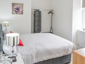 2 quartos, Wi-Fi de cortesia, roupa de cama