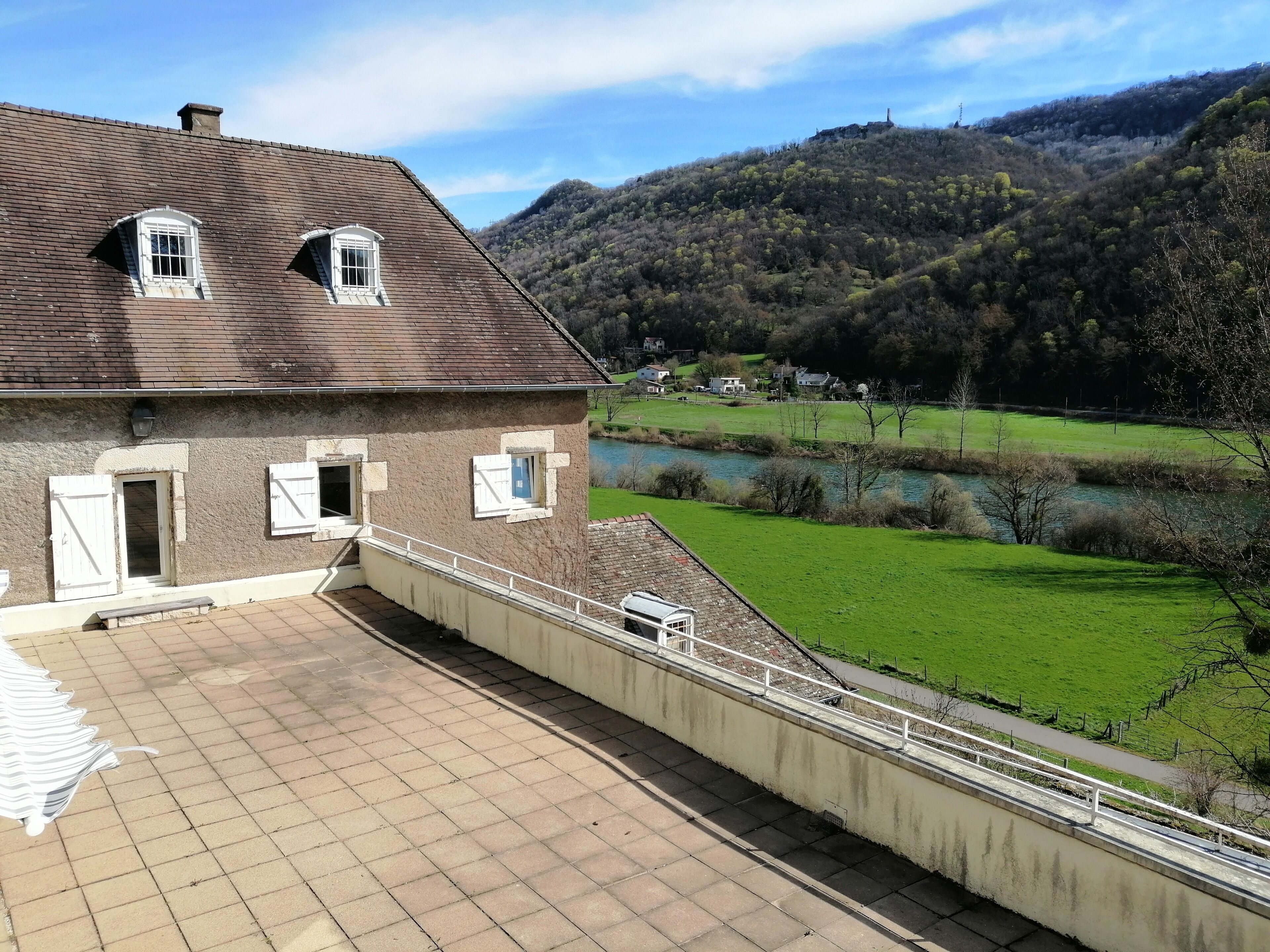 Le clos Charmarin, between city center and countryside