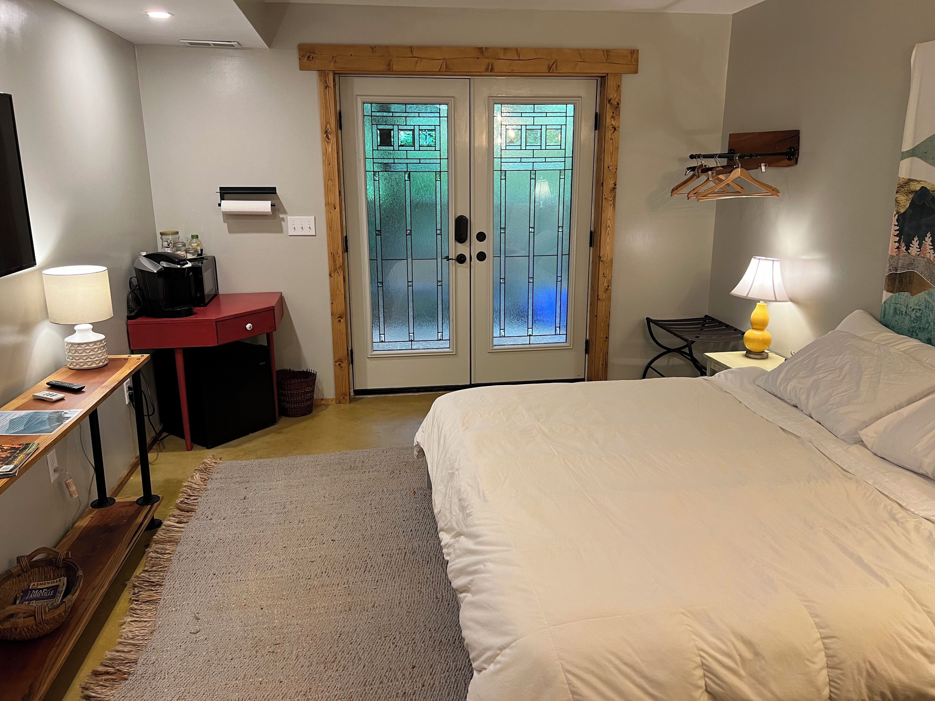 1 bedroom, iron/ironing board, WiFi, bed sheets