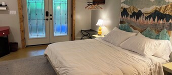 Private apartment in a quiet neighborhood with lots of trees and privacy.