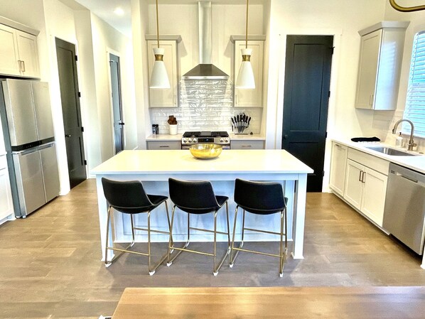 Private kitchen - 8BR Southend - Walk to Everything - Sleeps 20 (Charlotte)