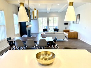 Interior - 8BR Southend - Walk to Everything - Sleeps 20 (Charlotte)