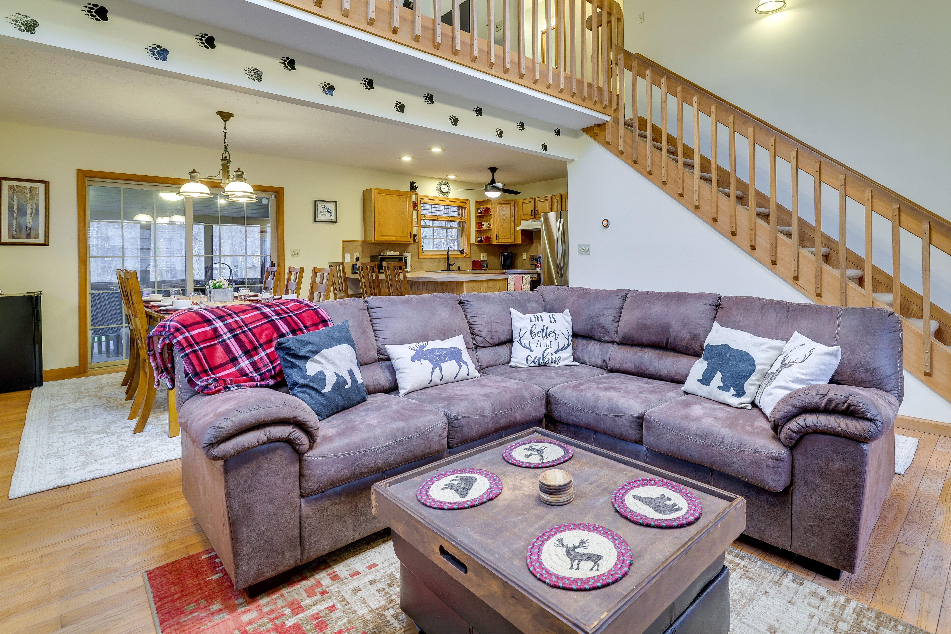 Cozy Big Bass Lake Home with Hot Tub & Game Room!