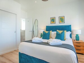 4 camere, Wi-Fi gratuito, lenzuola