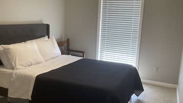 2 bedrooms, iron/ironing board, WiFi, bed sheets