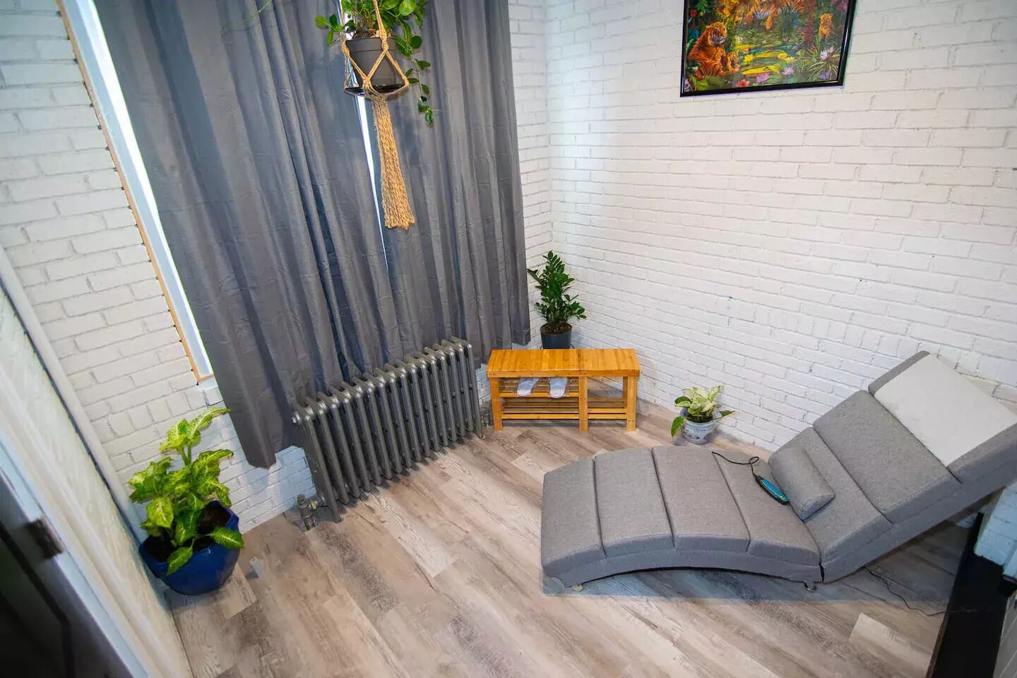 Lovely 1 bedroom rental unit that sleeps 4 adults