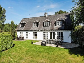 Exterior - 6 bedroom accommodation in Beauly, near Inverness (Beauly, near Inverness)