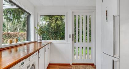 Gemütliches Zuhause in Dronningmølle.