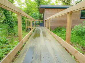 Property grounds - Woodpecker - UK43451 (Hayle)