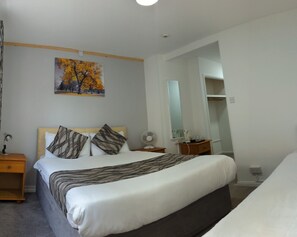 Basic Triple Room - Mayfair Hotel (Shanklin)