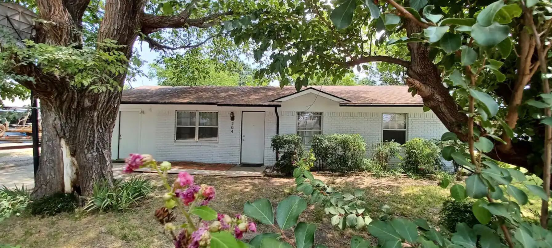 Cozy Cottage close to Lake Lewisville boat Ramp