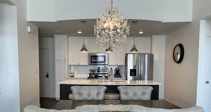 Upscale, 2 bedroom, 2 bath apartment. Convenient location at Rigden Farm.