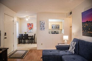 TV - Tucson Casa Club Condo (Tucson)