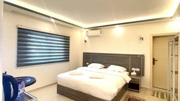 Deluxe Double Room | Egyptian cotton sheets, premium bedding, down comforters