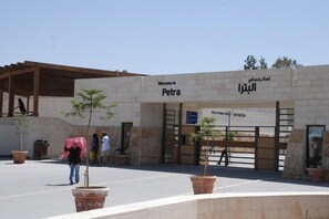 مكان جذب سياحي