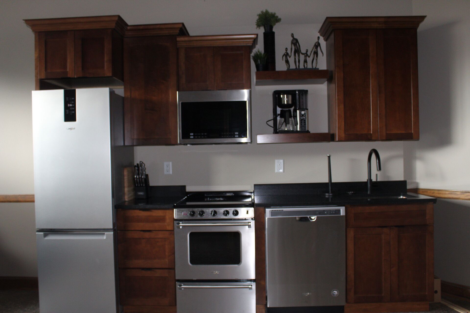 The Lodge- Ruth Suite