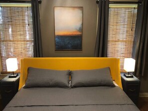 2 habitaciones, tabla de planchar con plancha, wifi y ropa de cama 