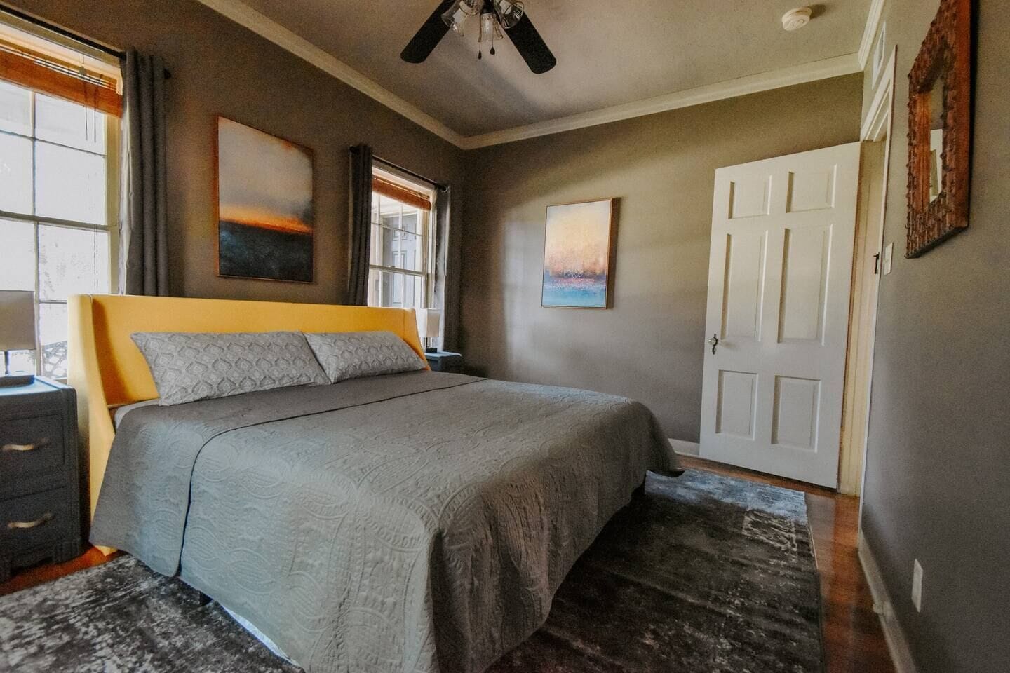 The Nook: 1st Floor, Near A&M, Comfy King Beds