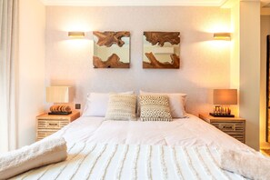 4 chambres, bureau, fer et planche à repasser, Wi-Fi