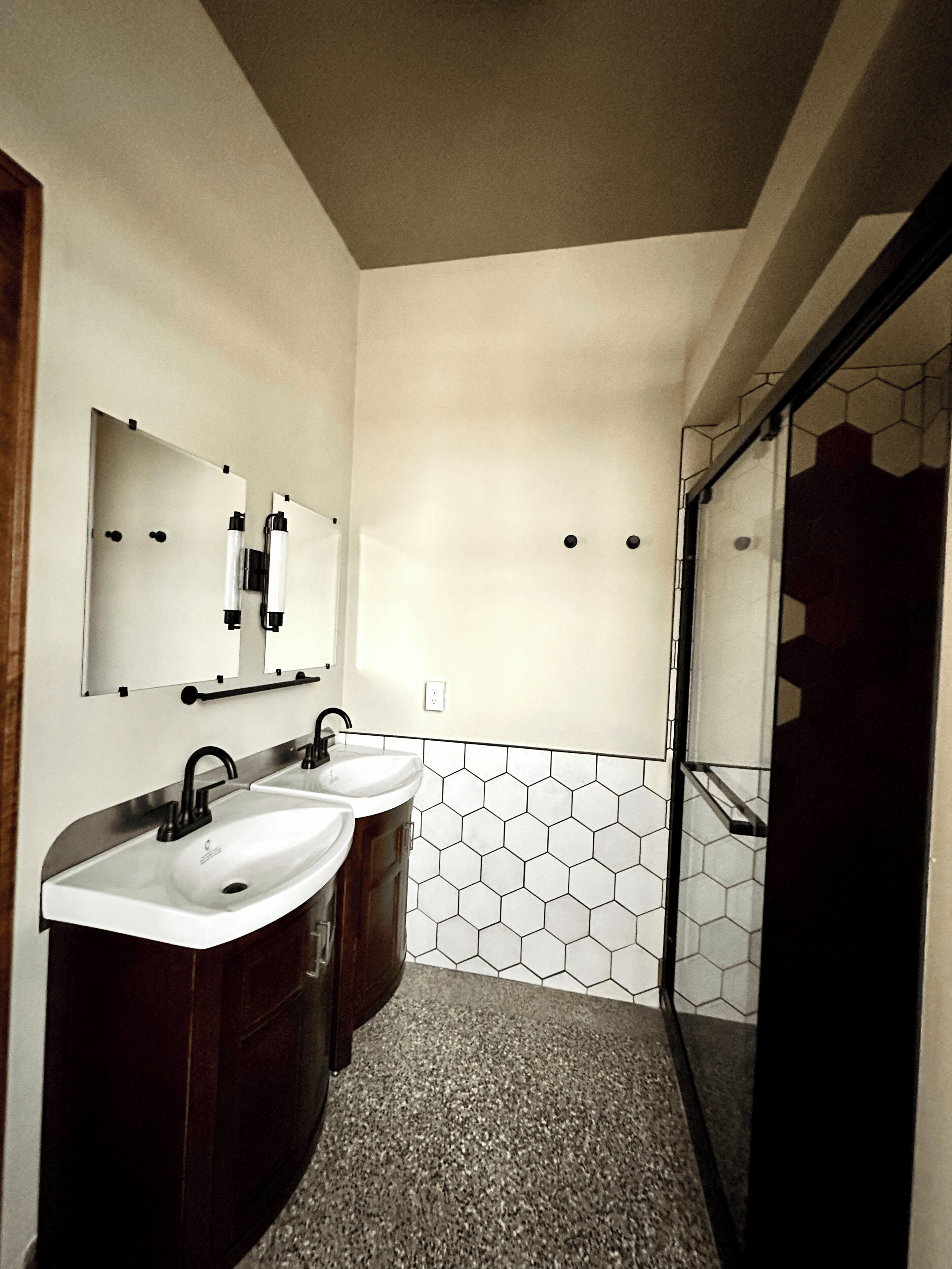 The Lodge- Lombardi Suite