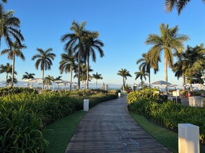 Property grounds - Grand Luxxe Two Bedroom Villa - Nuevo Vallarta - Include 6 rounds of golf! (Nuevo Vallarta)