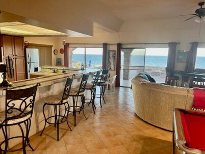 Beachfront House on Beautiful Laguna Percebu Beach