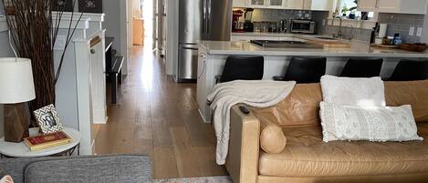 Smart TV, video games, stereo, computer monitors