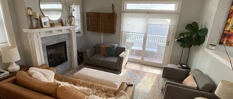 Älytelevisio, videopelejä, stereot, tietokoneen näyttö