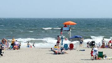 Beach nearby, beach towels