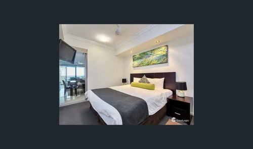 Stunning Esplanade City Stay