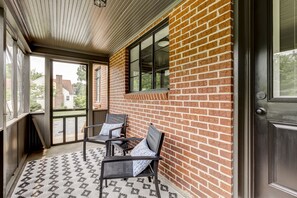 Terrace/patio - Deacon Stays: The Polo - Walking Distance to Wake Forest University (Winston-Salem)