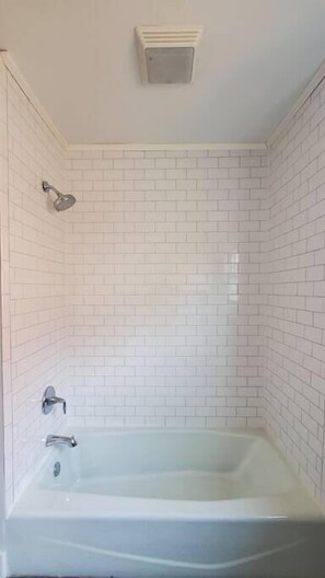 Douche, sèche-cheveux